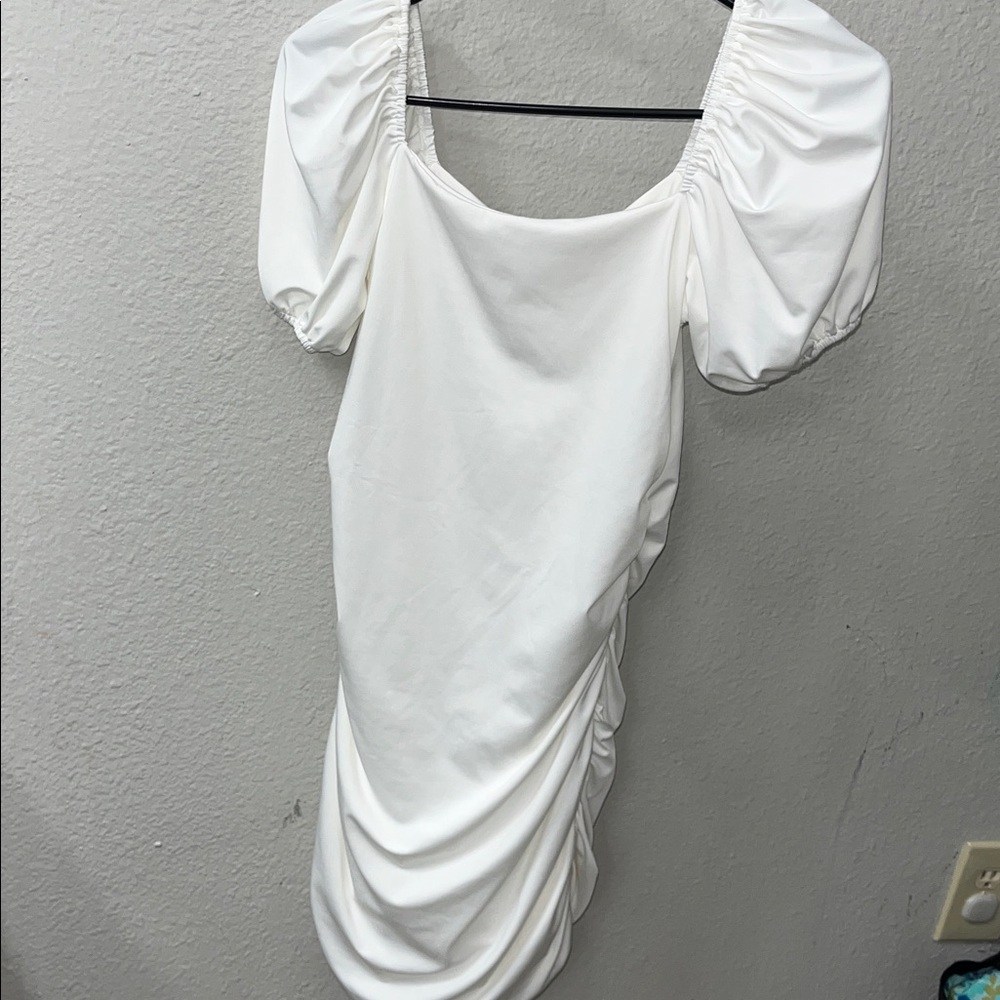 Elegant White Puff Sleeve Dress